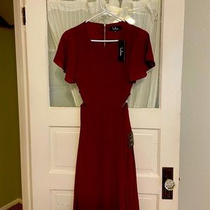 Lulu’s Garden Bliss burgundy cutout Maxi dress can